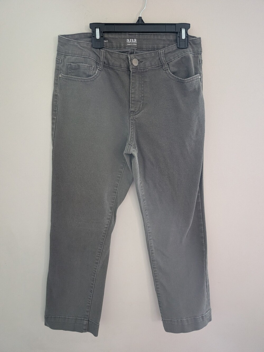 A.N.A Olive Straight Ankle Jeans Size 8